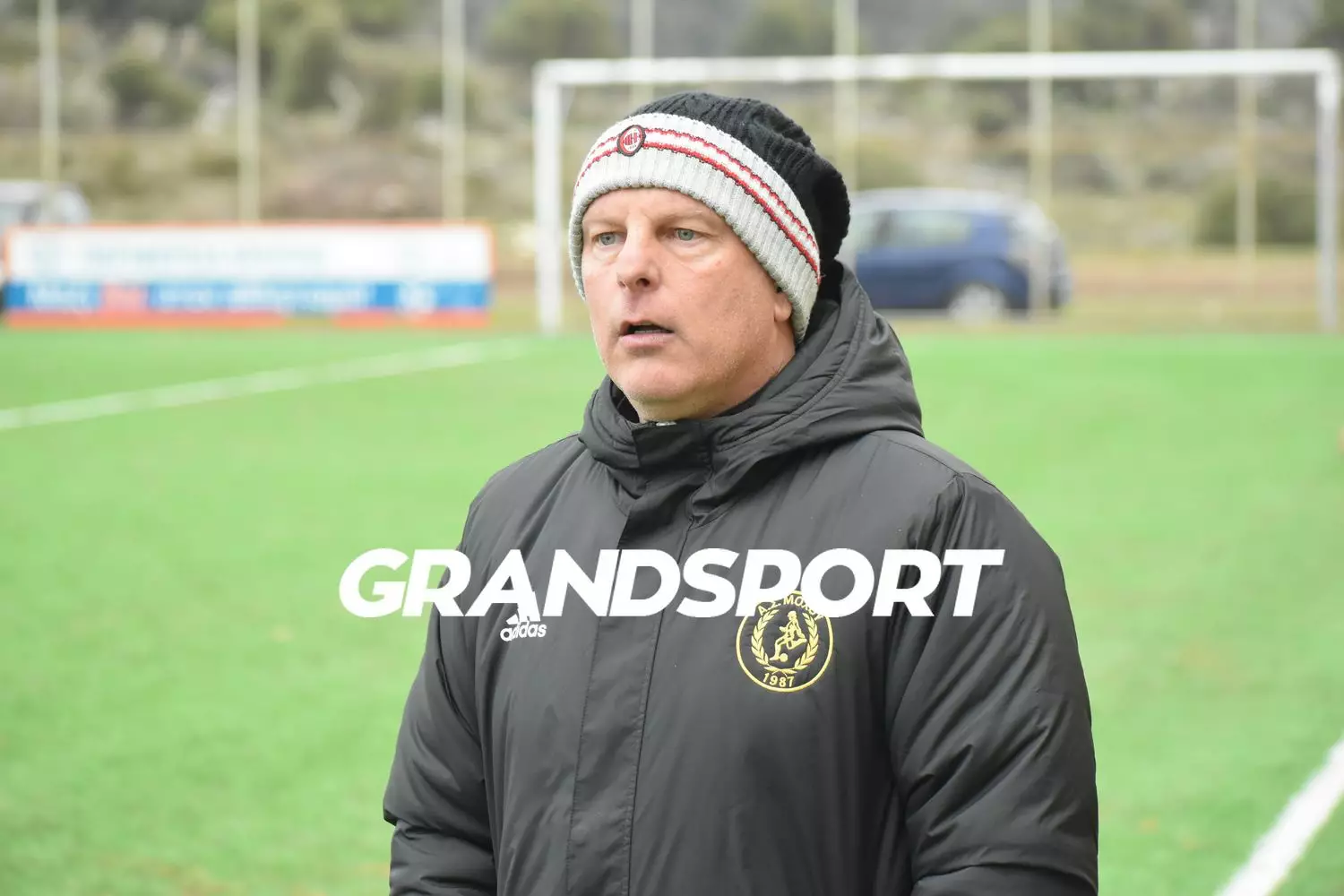 &Alpha;. &Mu;&alpha;&upsilon;&rho;&omicron;&gamma;&iota;&alpha;&nu;&nu;ά&kappa;&eta;&sigmaf;: &laquo;&Sigma;&tau;&alpha;&theta;ή&kappa;&alpha;&mu;&epsilon; ά&rho;&iota;&sigma;&tau;&alpha; &tau;&alpha;&kappa;&tau;&iota;&kappa;ά, &mu;&pi;&omicron;&rho;&omicron;ύ&sigma;&alpha;&mu;&epsilon; &kappa;&alpha;&iota; &tau;&eta; &nu;ί&kappa;&eta;&raquo;