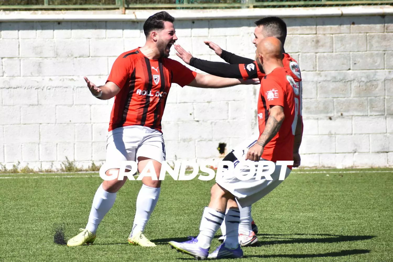 &Epsilon;&iota;&kappa;ό&nu;&epsilon;&sigmaf; &alpha;&pi;&omicron; &tau;&omicron; &Omicron;&Phi;&Alpha;&Mu;-Ά&lambda;&omicron;&gamma;&omicron; &Mu;&alpha;&lambda;&epsilon;&beta;&iota;&zeta;ί&omicron;&upsilon;