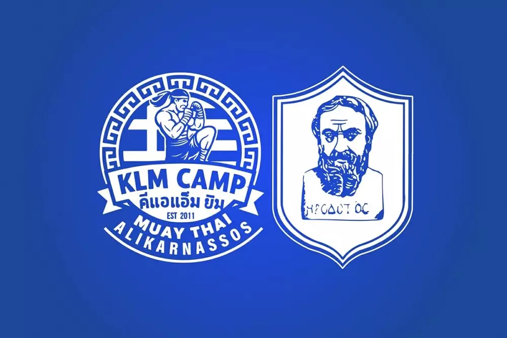 &Nu;έ&alpha; &epsilon;&pi;&omicron;&chi;ή &gamma;&iota;&alpha; &tau;&eta; &sigma;&chi;&omicron;&lambda;ή KLM CAMP &ndash; &Mu;&epsilon;&tau;&omicron;&nu;&omicron;&mu;ά&zeta;&epsilon;&tau;&alpha;&iota; &sigma;&epsilon; &Alpha;&theta;&lambda;&eta;&tau;&iota;&kappa;ό&sigmaf; &Sigma;ύ&lambda;&lambda;&omicron;&gamma;&omicron;&sigmaf; Muay Thai KLM CAMP &Nu;έ&alpha;&sigmaf; &Alpha;&lambda;&iota;&kappa;&alpha;&rho;&nu;&alpha;&sigma;&sigma;&omicron;ύ &laquo;&Eta;&rho;ό&delta;&omicron;&tau;&omicron;&sigmaf;&raquo;