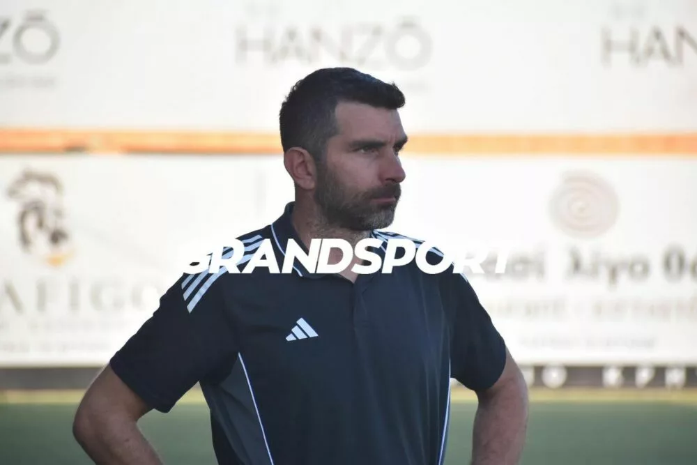Β. Ανυφαντάκης: «Κάθε προπονητής θέλει να βλέπει την ομάδα του να παίζει όπως εμείς στο πρώτο ημίχρονο» (vid)