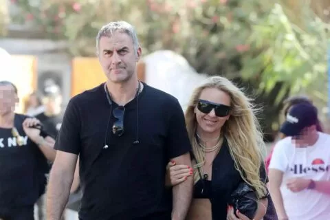 Βαρύ πένθος για τον Τραϊανό Δέλλα, πέθανε η Γωγώ Μαστροκώστα