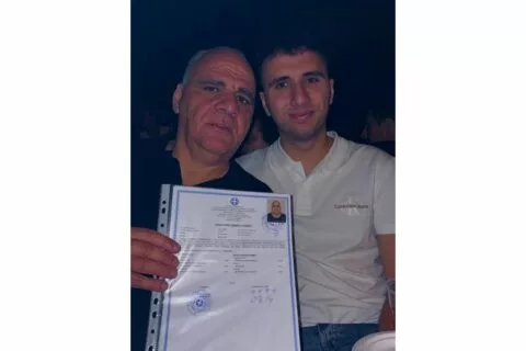Μάθημα ζωής από τον Δημήτρη Κόκκινο: Πήρε απολυτήριο στα 54 του χρόνια!