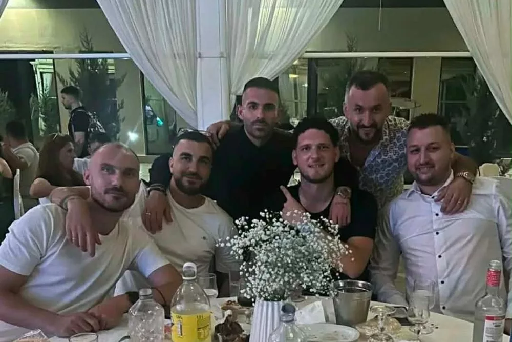 Έντονο ποδοσφαιρικό άρωμα στον γάμο του Νίκου Βρέττου