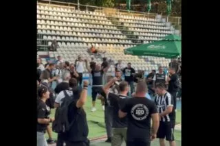 «Πάλι τα ίδια…» και στη Σόφια από τον κόσμο του ΟΦΗ! (vid)