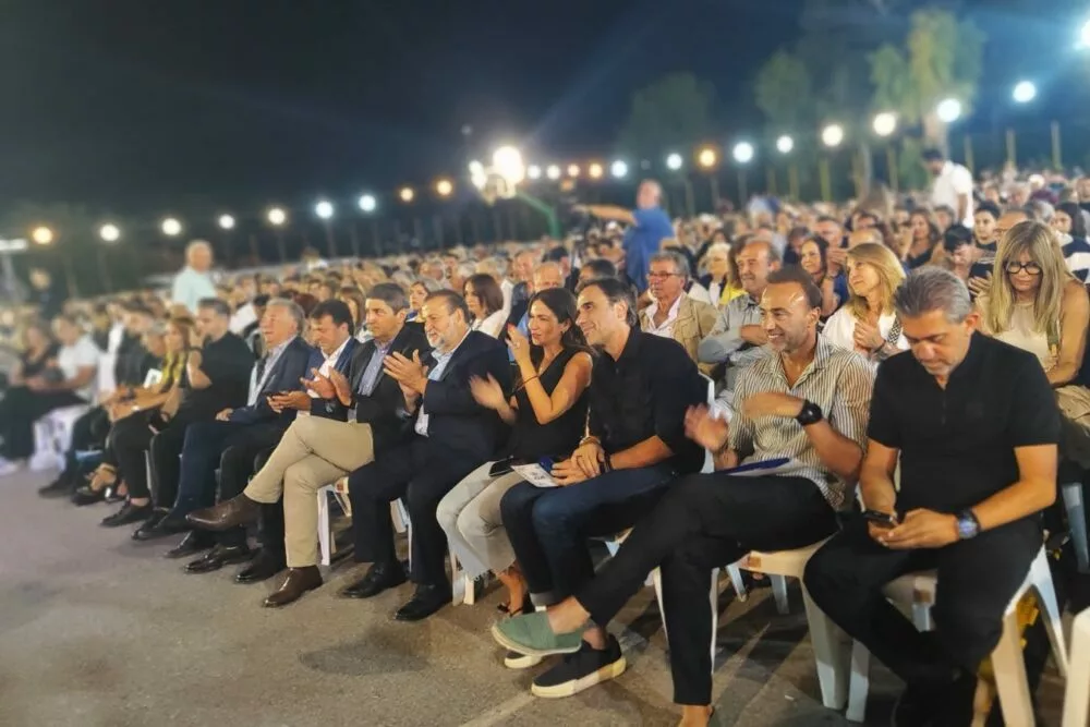 Ξεχωριστή βραδιά για τον ΟΦΗ και τον Μανώλη Λιδάκη στο Καστέλλι