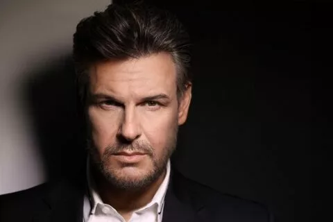 Μεγάλο γλέντι με τον Πάνο Κιάμο στο Καστέλλι