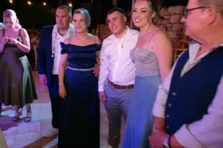 Χαρές για την οικογένεια Κουτεντάκη: Αρραβωνιάστηκαν Τίτος και Έρικα