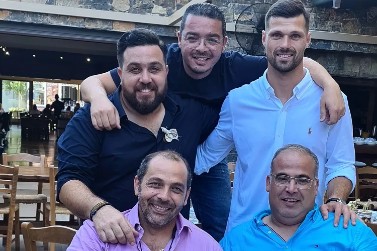 Συγκλονίζει ο Θ. Γεωργίου: «Έφυγες και δεν πρόλαβα να σου πω σ’ αγαπώ ΠΡΟΕΔΡΑΡΑ ΜΟΥ»