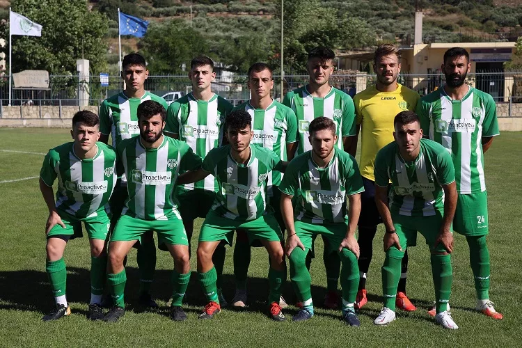 Πολύ κοντά στην Football League o Γιούχτας!