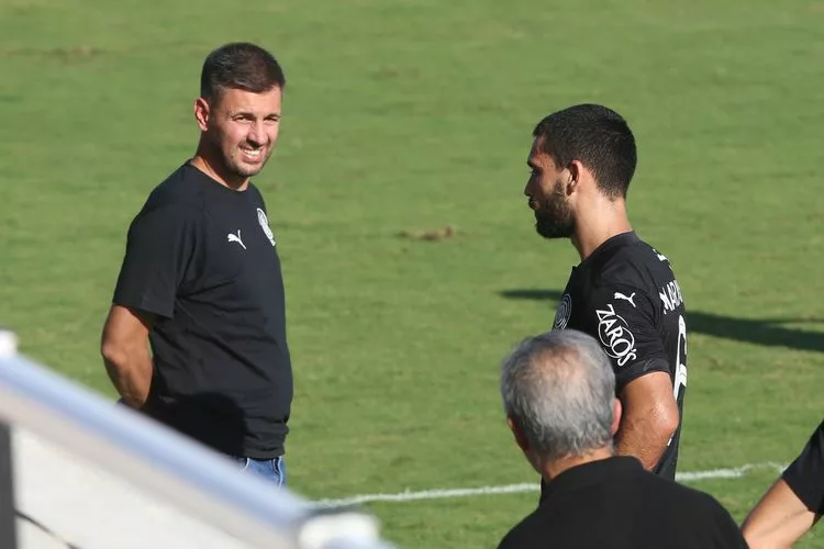Οι δηλώσεις του Σίμου για το φιλικό με τα Χανιά  <i class="fa fa-video-camera" aria-hidden="true"></i>