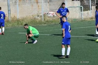 Να «ξεκολλήσουν» από την τελευταία θέση θέλουν οι Νέοι Μοιρών