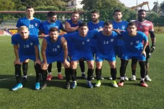 «Φουλάρει» και περιμένει την πρεμιέρα ο Πόρος