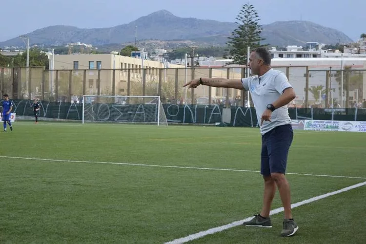 Το video analysis του Γ. Χατζησεβαστού στους παίκτες του <i class="fa fa-video-camera" aria-hidden="true"></i>
