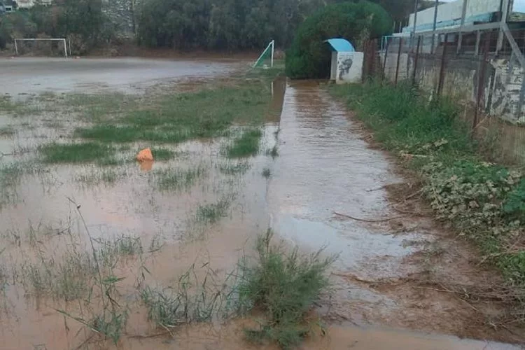 Εικόνες από τις καταστροφές στο γήπεδο των Ελπίδων <i class="fa fa-camera" aria-hidden="true"></i>