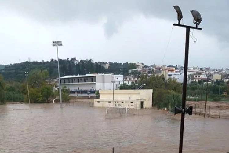 Καταστράφηκε ολοσχερώς το γήπεδο Περάματος <i class="fa fa-video-camera" aria-hidden="true"></i>