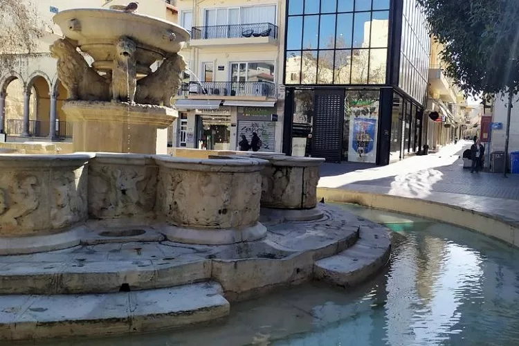Ποιά καταστήματα θα ανοίξουν για τις γιορτές <i class="fa fa-video-camera" aria-hidden="true"></i>