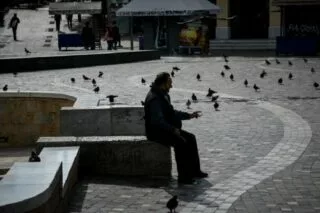 Νέο ρεκόρ διασωληνωμένων με 597 και 87 ακόμη θάνατοι – 2152 κρούσματα