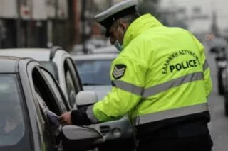 Χριστούγεννα: Σαρωτικοί έλεγχοι της ΕΛ.ΑΣ. εν μέσω απαγόρευσης κυκλοφορίας