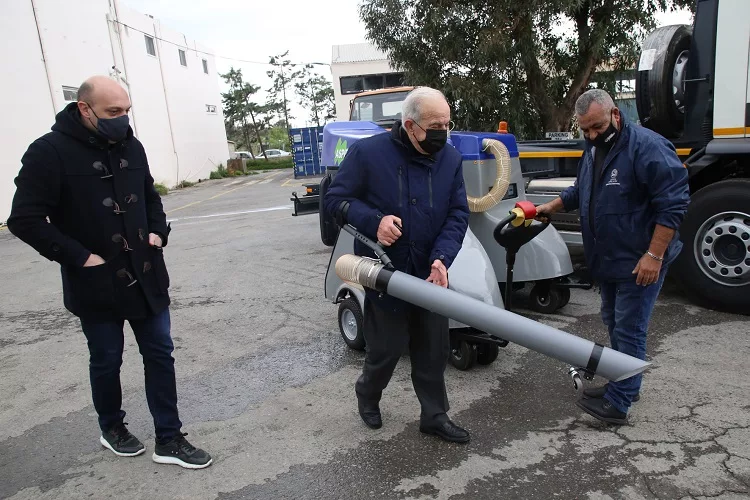 Νέα οχήματα στην Υπηρεσία Καθαριότητας του Δήμου Ηρακλείου <i class="fa fa-camera" aria-hidden="true"></i>