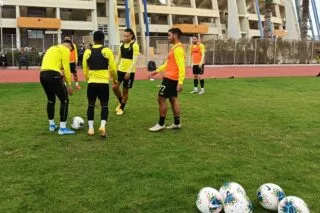 Ανεβάζουν «στροφές» Κόνραντ και Κουτάντος