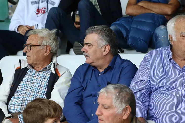 Η… ιδιαίτερη πρόταση του ΠΟΑ