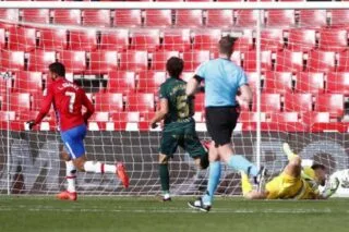 Γρανάδα – Ουέσκα 3-3: Τα στιγμιότυπα της αναμέτρησης! <i class="fa fa-video-camera" aria-hidden="true"></i>