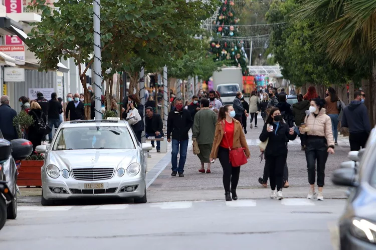 Ολοκληρώθηκε η συνεδρίαση των λοιμωξιολόγων – Τι αλλάζει στα SMS
