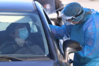 74 νέα κρούσματα στην Κρήτη – Σε ποιους νομούς εντοπίστηκαν