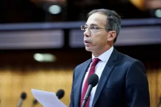 Μαυρωτάς: «Ομαδικά αθλήματα από την νέα χρονιά, θα τελειώσουν τα πρωταθλήματα»