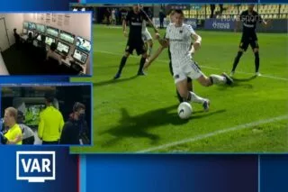 Άρης-ΠΑΟΚ: Το VAR πήρε πίσω το πέναλτι του Τζόλη <i class="fa fa-video-camera" aria-hidden="true"></i>