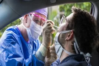 Rapid test μέσω drive through στο Ηράκλειο από τον ΕΟΔΥ