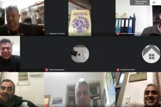 Η… πλειοψηφία ζήτησε διακοπή!