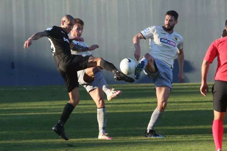 ΑΕΚ-Αρης: Μάχη για την δεύτερη θέση στο ΟΑΚΑ