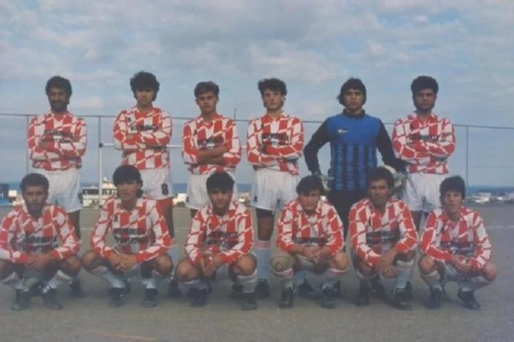Η ομάδα του Ανδρογέα από το μακρινό 1988
