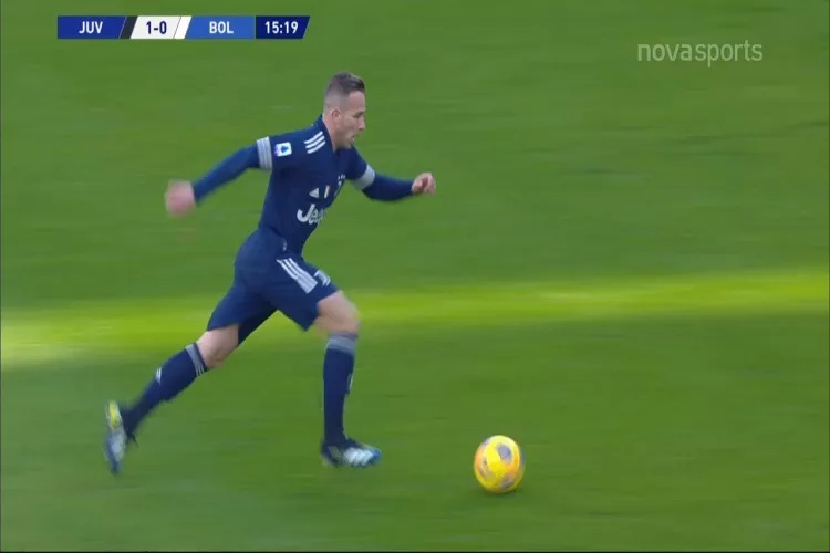 Γιουβέντους-Μπολόνια: 1-0 με Αρτούρ και… τύχη  <i class="fa fa-video-camera" aria-hidden="true"></i>