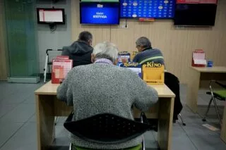 Στο τραπέζι το άνοιγμα των πρακτορείων ΟΠΑΠ