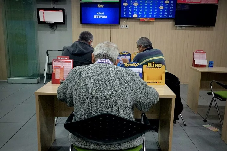 Στο τραπέζι το άνοιγμα των πρακτορείων ΟΠΑΠ