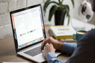 Voucher 200 ευρώ για τάμπλετ, λάπτοπ: Μέσω taxisnet και με help desk αιτήσεις δικαιούχων