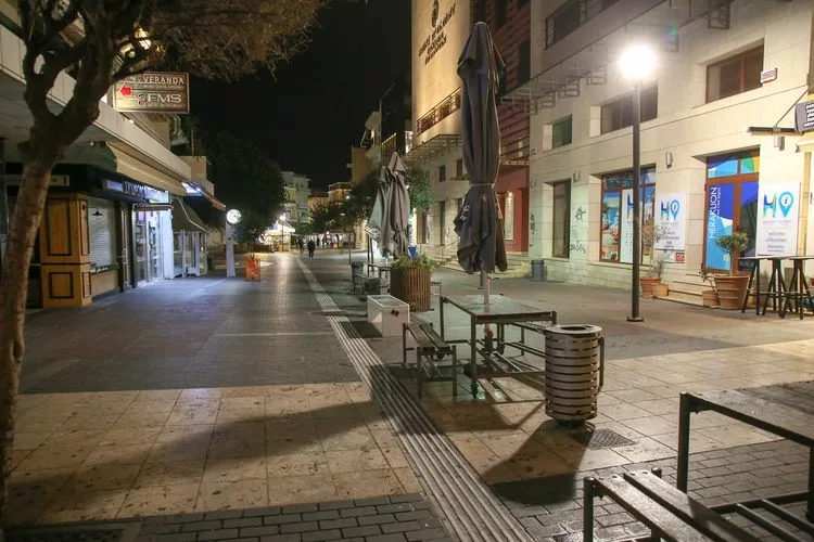 Εισήγηση Σαρηγιάννη σε Μητσοτάκη για γενικό lockdown