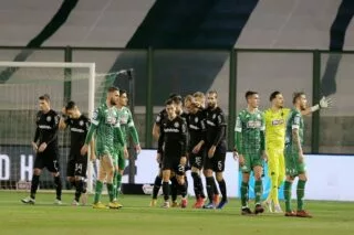 Ο ΟΦΗ πληρώνει την έλλειψη φορ και τα… παιδικά λάθη στην άμυνα