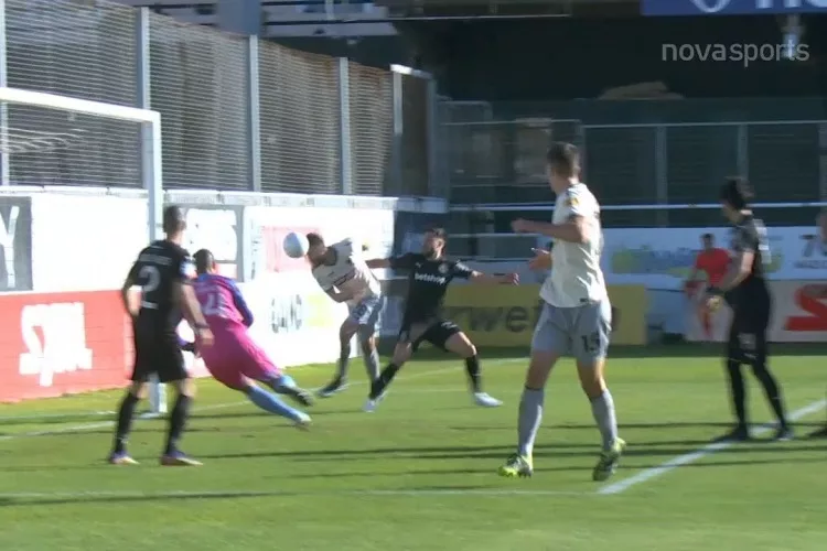 ΟΦΗ-ΑΕΚ: 0-1 με κεφαλιά του Σάκχοφ <i class="fa fa-video-camera" aria-hidden="true"></i>