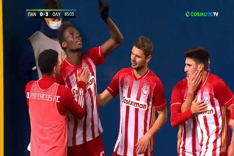 Σισέ και… 0-3 για τον Ολυμπιακό <i class="fa fa-video-camera" aria-hidden="true"></i>