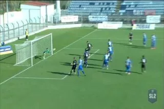 Οι διαμαρτυρίες των παικτών της Δόξας Δράμας στο φάουλ του Μαυριά <i class="fa fa-video-camera" aria-hidden="true"></i>
