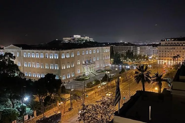 Ολοταχώς για παράταση του lockdown <i class="fa fa-video-camera" aria-hidden="true"></i>