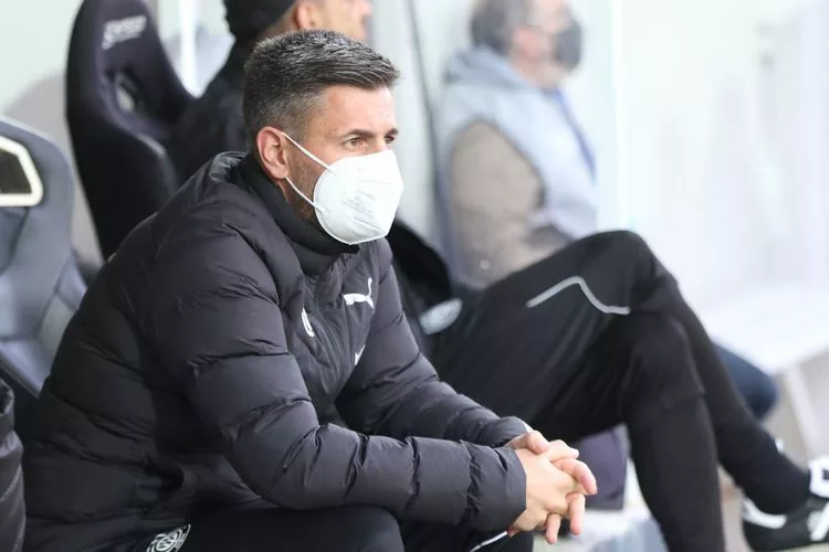 Με Γρίβα στην επίθεση και Σολίς βασικό η ενδεκάδα του ΟΦΗ