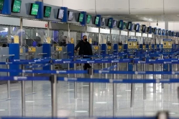 ΥΠΑ: Παρατείνονται οι περιορισμοί στις αεροπορικές μετακινήσεις εσωτερικού και εξωτερικού