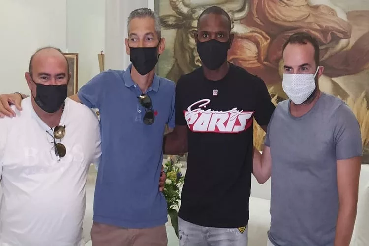 Δεν συνεχίζει στην Δαμάστα ο Ν. Ανδριαδάκης!
