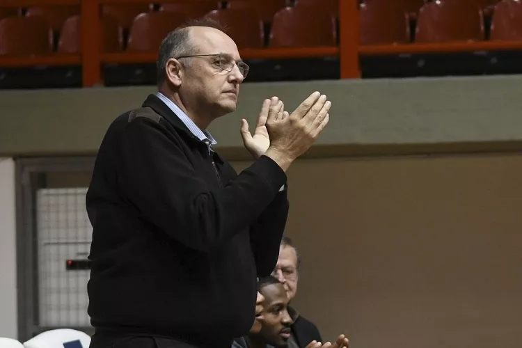 Λιόλιος: «Μαύρη σελίδα για το ελληνικό μπάσκετ»