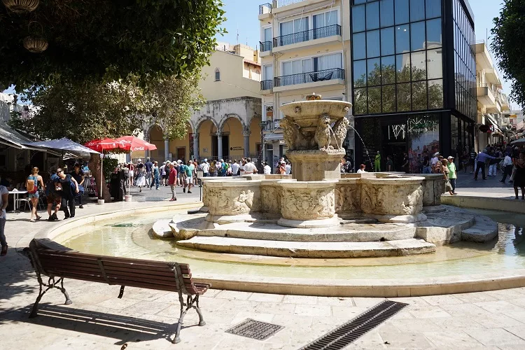 Καταστήματα: Ανοιγμα 5 Απριλίου εξετάζει η επιτροπή – Τα δεδομένα για Πάσχα