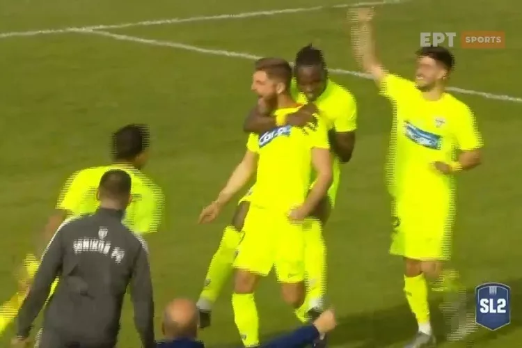 ΟΦΙ-Ιωνικός: Στο 84′ το 1-2 ο Μάναλης με τρομερό γύρισμα! <i class="fa fa-video-camera" aria-hidden="true"></i>